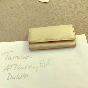 Louis Vuitton cream epi 4 key holder